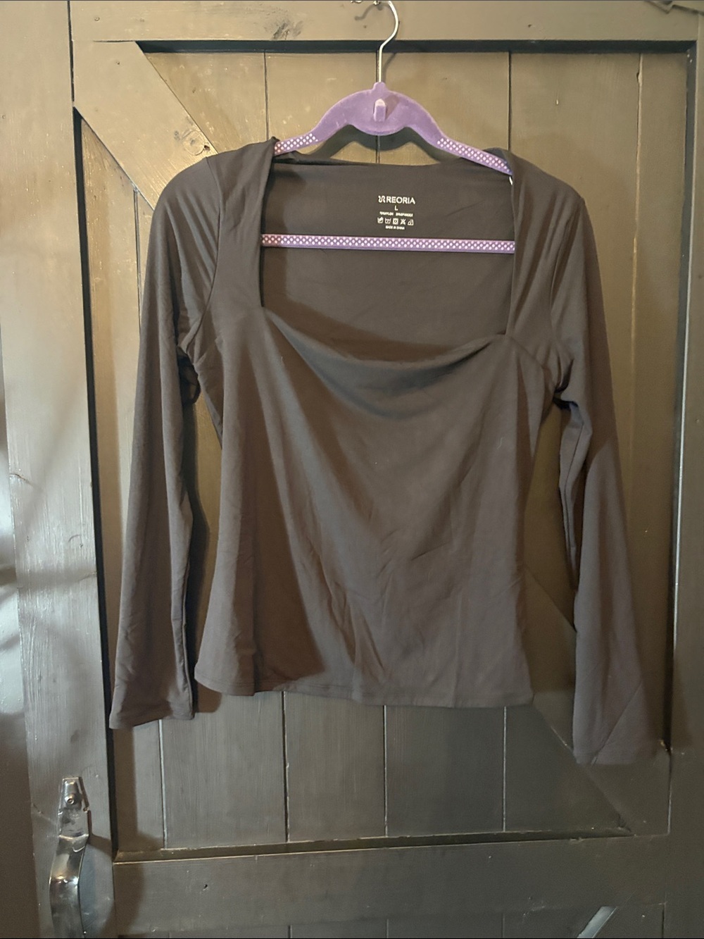 ReoRia Brown Long Sleeve Scoop Neck Top